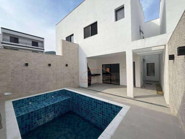 Casa com 3 dormitórios à venda, 139 m² por R$ 855.000,00 - Vera Cruz - Mongaguá/SP