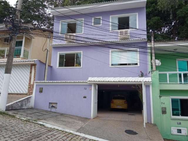 Casa &#224; venda em condomínio fechado na Taquara, Rio de Janeiro.