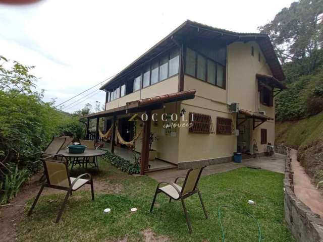 Casa em condomínio &#224; venda em Pimenteiras, Teresópolis