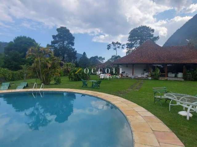 Casa para venda no Comary na CBF em Teresópolis