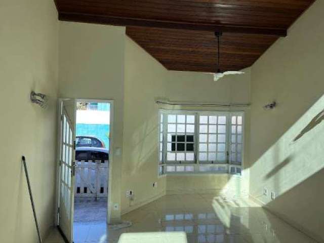 Casa com 3 dormitórios à venda, 90 m² por R$ 490.000,00 - Praia do Siqueira - Cabo Frio/RJ