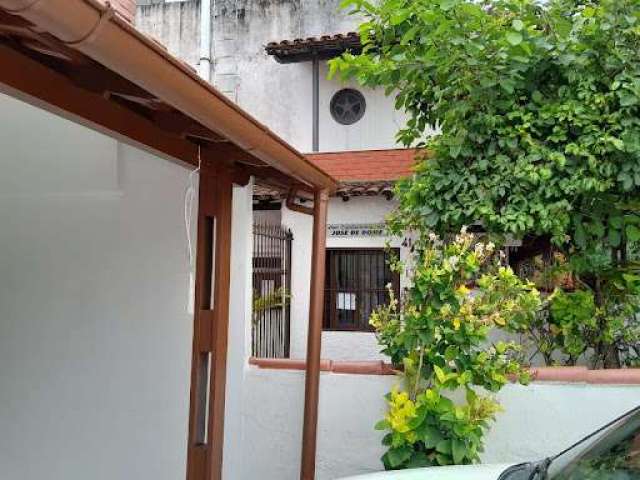 Casa com 1 dormitório à venda, 50 m² por R$ 255.000,00 - Vila Blanche - Cabo Frio/RJ