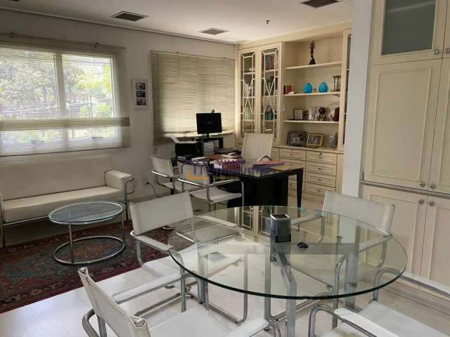 Conjunto de 3 salas interligadas - 96m²