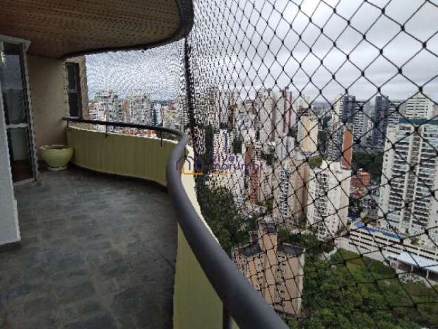 Lindo, bem localizado e com lazer completo apartamento no Morumbi