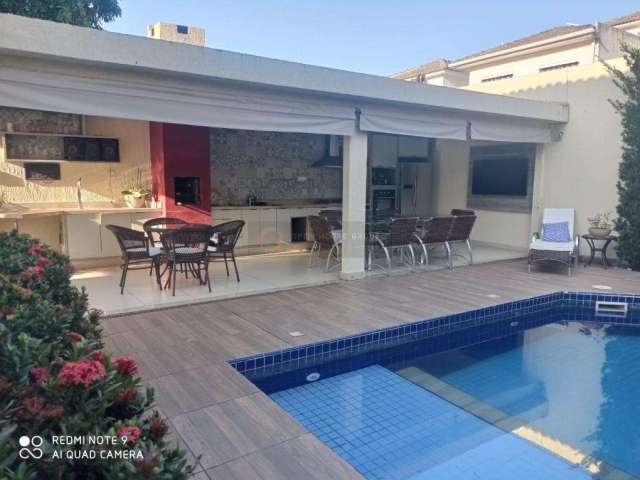 Open House vende casa  de 4 quartos, sendo 3 suítes em Piratininga  com piscina  e espaço gourmet