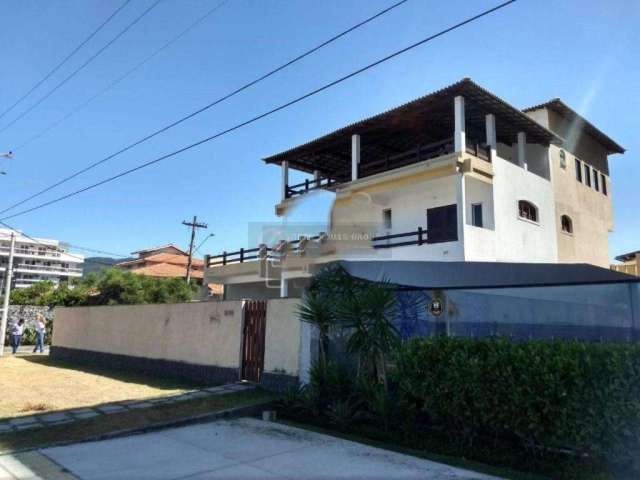 Open House vende magnífica casa porteira fechada na praia de Piratininga