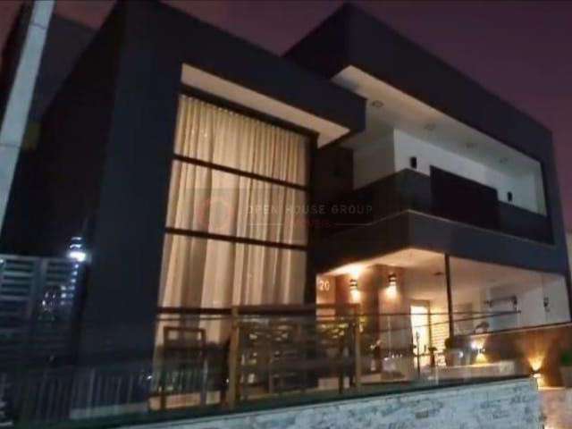 Open House vende casa com dois lotes de alto padrão em Condomínio no Arsenal!!!