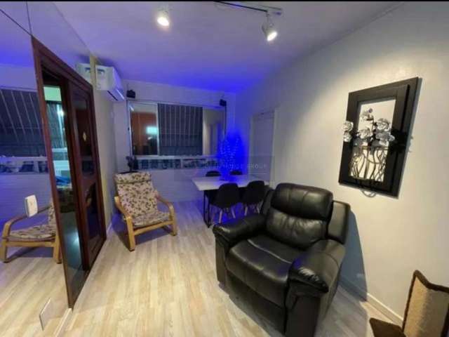 Open House Vende !!! Apartamento com 2 quartos todo reformado e semi mobiliado