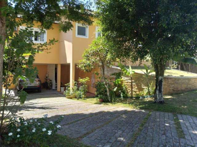 Open House vende Linda casa de 4 quartos em condomínio no Sapê