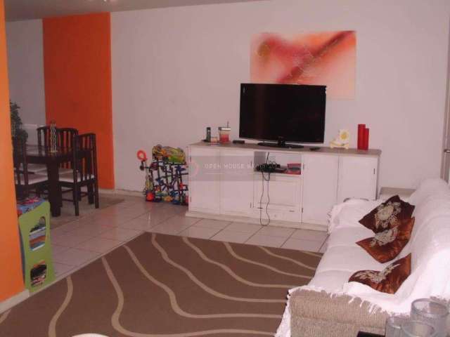 OPENHOUSE VENDE APARTAMENTO na DOMINGUES DE SA