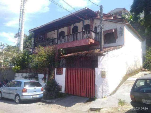 Casa à Venda em Charitas