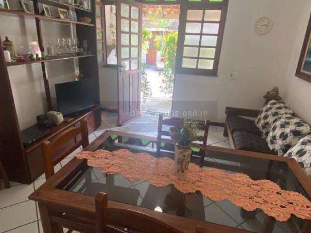 Open House Vende: Excelente Casa com Fino Acabamento em Condomínio fechado, com 4 quartos