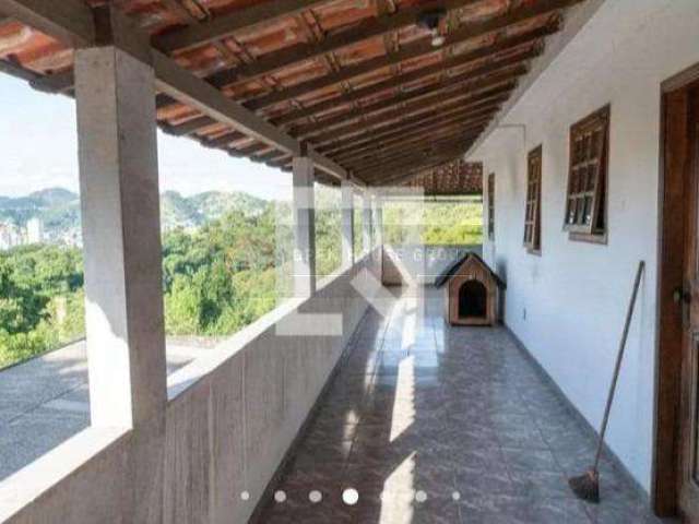 Open house,vende excelente casa no fonseca ,com 4 quartos,4 banheiros , garagem,tem tambem uma kitn