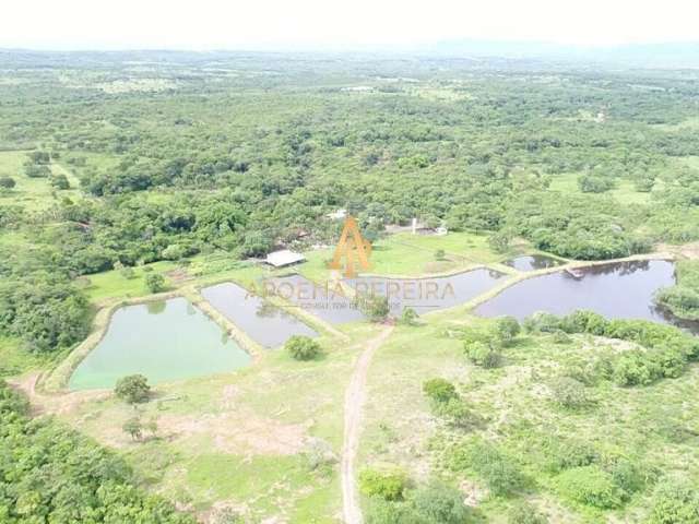 Encantadora propriedade à poucos Km de Cuiabá!