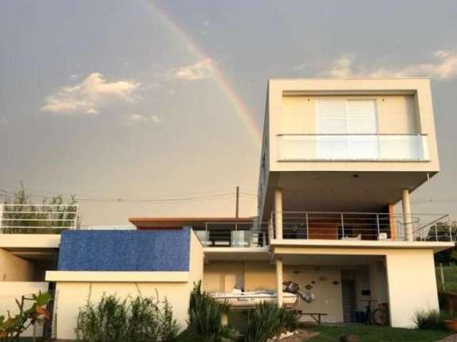 Casa para Venda em Piracaia, Condomínio Residencial Aguas Claras, 4 dormitórios, 4 suítes, 6 banheiros, 6 vagas