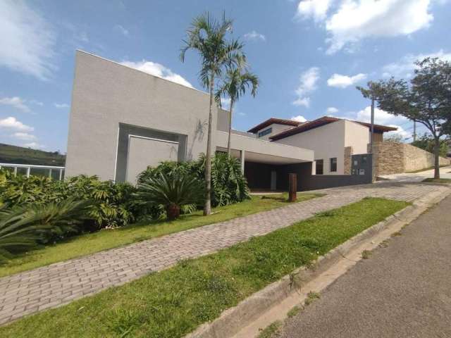 Casa para Venda em Bragança Paulista, Condomínio Residencial Portal De Bragança, 4 dormitórios, 4 suítes, 5 banheiros, 2 vagas