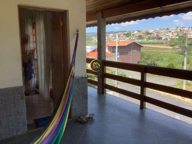 Casa para Venda em Bragança Paulista, Jardim Primavera, 3 dormitórios, 1 suíte, 3 banheiros, 4 vagas