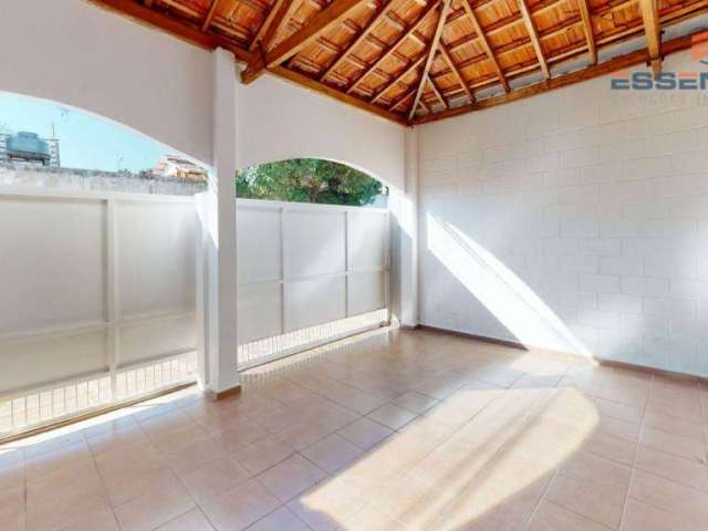 Casa com 3 dormitórios à venda, 220 m² por R$ 385.000,00 - Vila Assumpção - Botucatu/SP