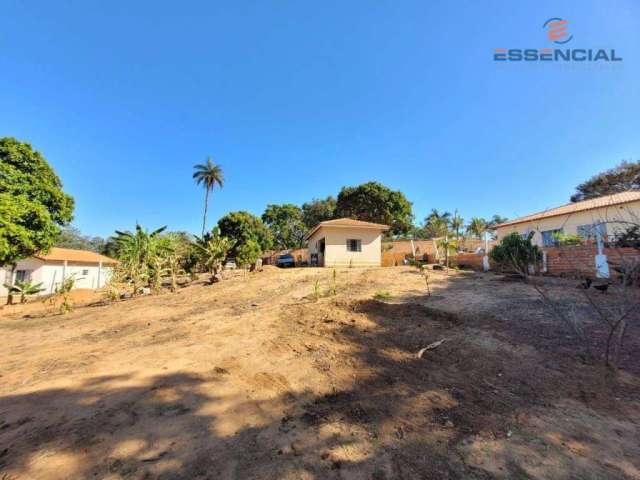 Chácara com 1 dormitório à venda, 1031 m² por R$ 200.000,00 - Zona Rural - Botucatu/SP