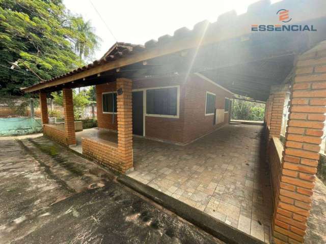 Rancho com 2 dormitórios à venda, 320 m² por R$ 220.000 - Rio Bonito - Botucatu/SP