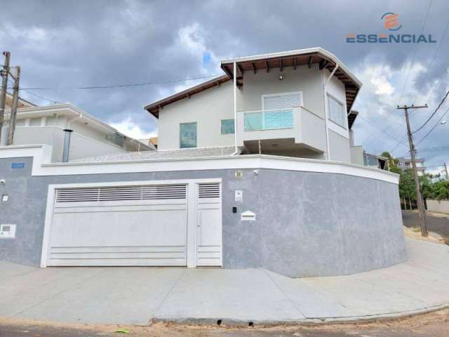 Sobrado com 3 dormitórios à venda, 117 m² por R$ 870.000,00 - Vila Sonia - Botucatu/SP