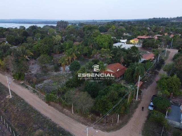 Rancho com 3 dormitórios à venda, 120 m² por R$ 400.000,00 - Bairro da Mina - Botucatu/SP