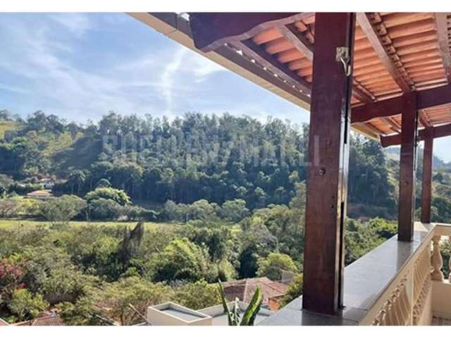 Casa para Venda em Brazópolis, CENTRO, 3 dormitórios, 5 banheiros, 2 vagas