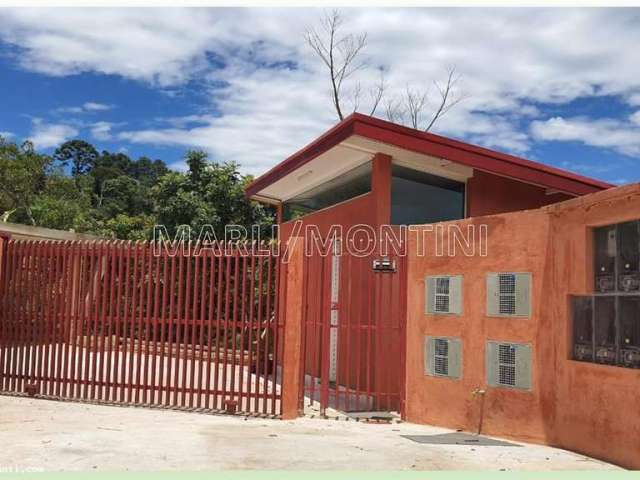 Casa para Venda em Santo Antônio do Pinhal, CENTRO, 2 dormitórios, 3 banheiros