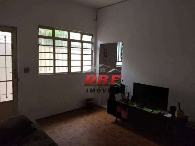 Casa com 2 dormitórios à venda, 155 m² por R$ 700.000,00 - Cidade Brasil - Guarulhos/SP