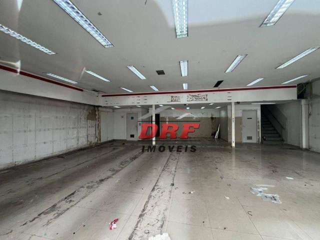 Loja Comercial na Estrada Dom João Nery 219 m² com Mezanino e Salas