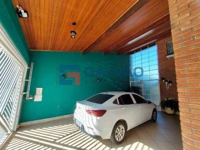 Casa à venda na Vila Nova Espéria em Jundiaí - SP