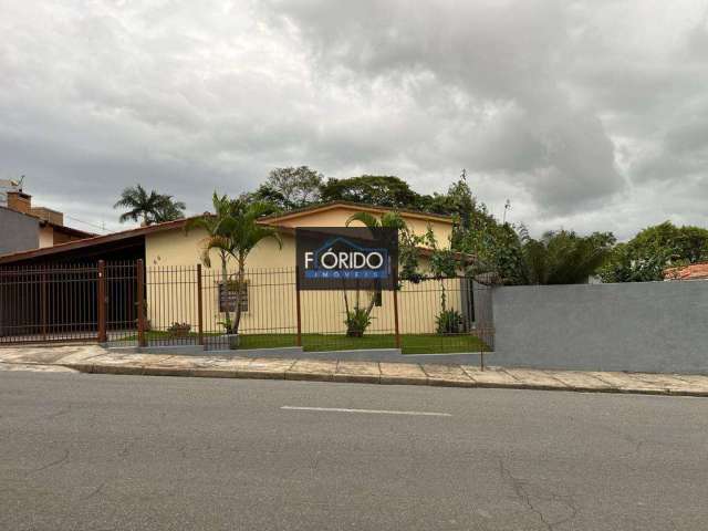 Casa para Venda em Atibaia, Vila Santista, 4 dormitórios, 1 suíte, 3 banheiros, 4 vagas