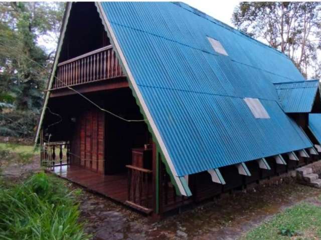 Casa em Condomínio para Venda em Atibaia, Condomínio Clube da Montanha, 2 dormitórios, 2 banheiros, 4 vagas