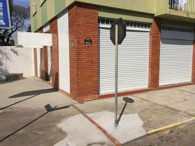 Ponto comercial para alugar na Rua 25 de Julio, 950, Rio Branco, Novo Hamburgo por R$ 1.900