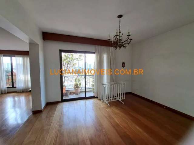 Apartamento de 250 m² no campo belo