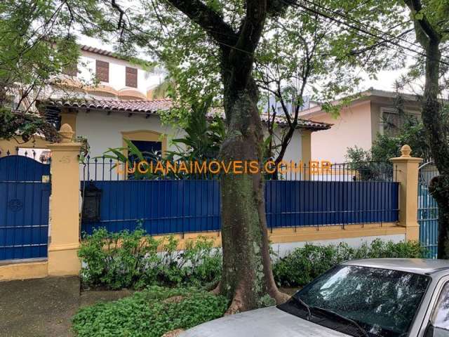 Linda casa de 180 m² estilo colonial na vila romana