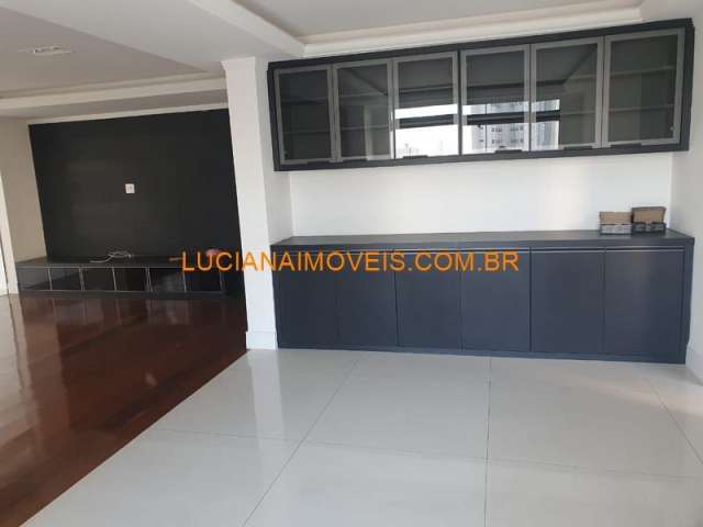 Excelente Apartamento em São Bernardo do Campo com 228 m² , 4 dormitórios