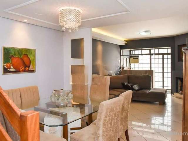 Casa com 3 quartos à venda na Rua Souza Lobo, 62, Vila Jardim, Porto Alegre por R$ 1.250.000