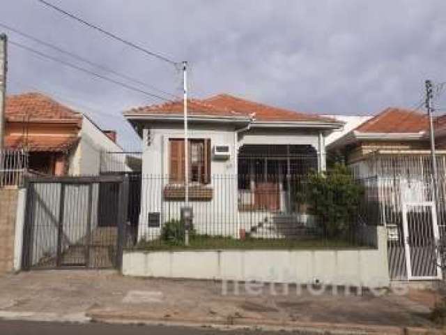 Casa com 3 quartos à venda na Rua Coronel Leonardo Ribeiro, 185, Glória, Porto Alegre, 196 m2 por R$ 690.000