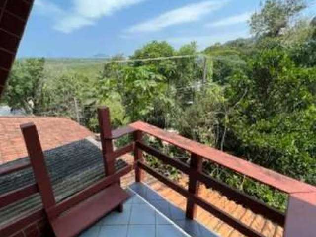 Casa com 3 quartos à venda na Estrada Rozália Paulina Ferreira, 15, Pântano do Sul, Florianópolis, 214 m2 por R$ 790.000