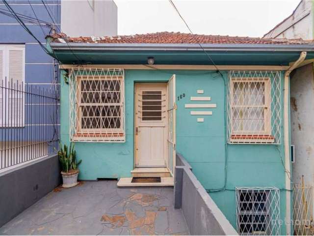 Casa com 4 quartos à venda na Avenida Caçapava, 160, Petrópolis, Porto Alegre, 98 m2 por R$ 590.000