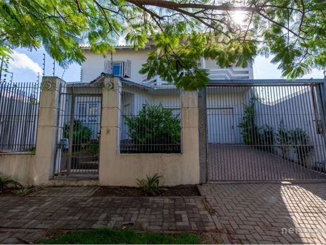 Casa com 4 quartos à venda na das Bromélias, 184, Moinhos De Vento, Canoas, 294 m2 por R$ 950.000