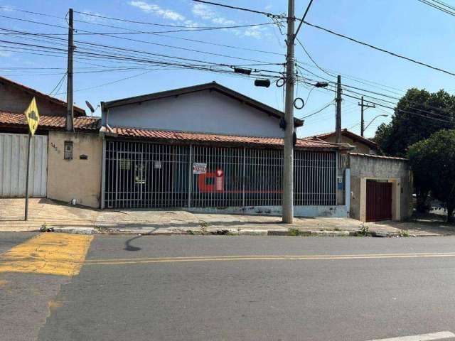 Casa com 2 dormitórios à venda, 262 m² por R$ 680.000,00 - Jardim Laranjeiras - Jaguariúna/SP