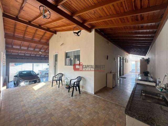 Casa com 3 dormitórios à venda, 190 m² por R$ 680.000 - Jardim Europa - Jaguariúna/SP