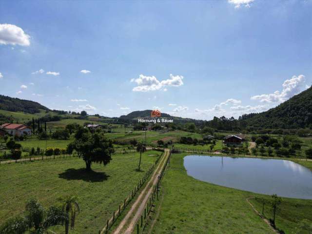 Sítio encantador  com 4 hectares de área  e um cenário perfeito em Lomba Grande - com piscina e açudes.