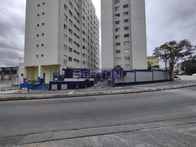Aluga-se Apartamento com 02 Dormitórios, 01 Vaga de Garagem Coberta em Taboão São Bernardo do Campo
