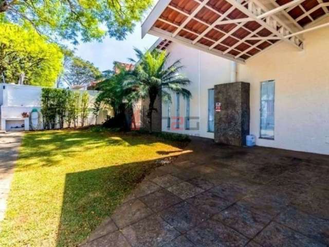 Casa com 3 Quartos e 6 banheiros à Venda, 350 m²