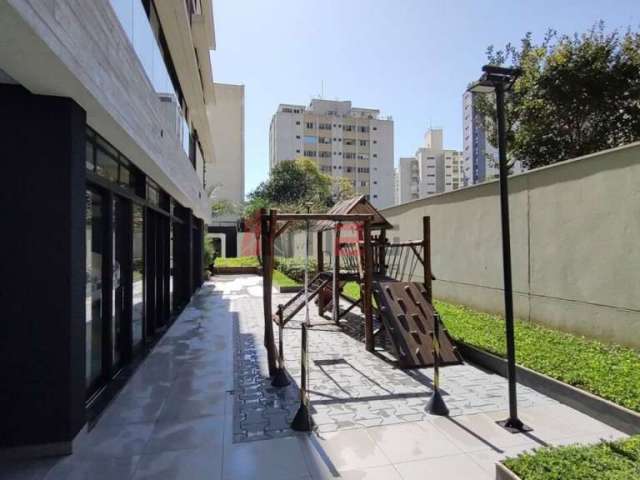 Vende-se apartamento na Vila Olímpia,  105 m²