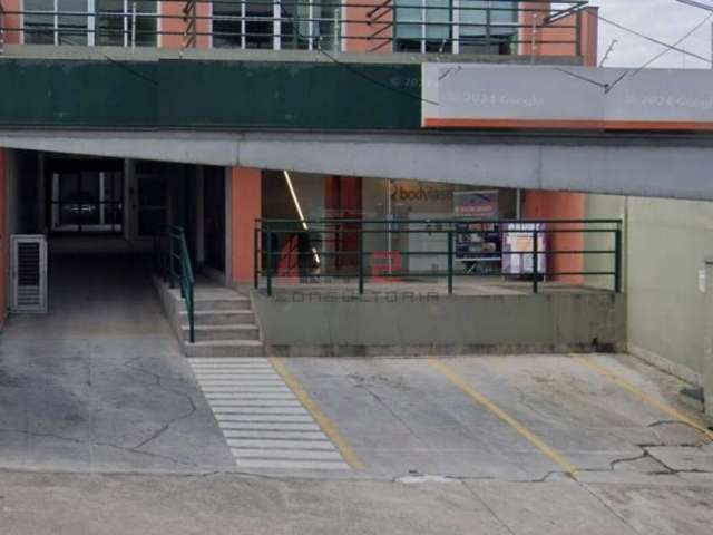 Loja de 90m² para locação muito bem localizada na V. Leopoldina.