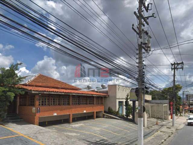 Ponto Comercial e 2 banheiros à Venda, 244 m²